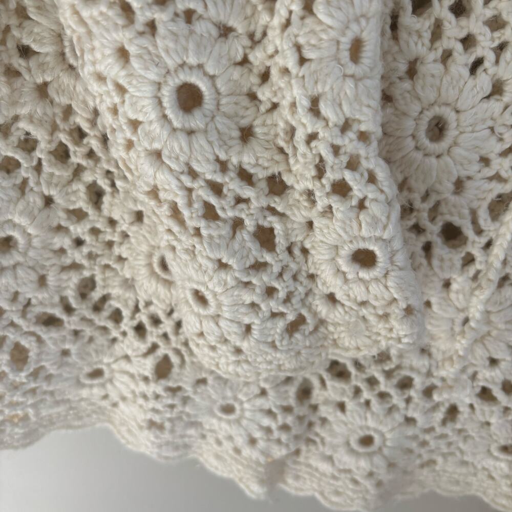 Express Handknit Women's Medium Cream Floral Crochet Sweater Top Cottage Boho - Picture 6 of 7